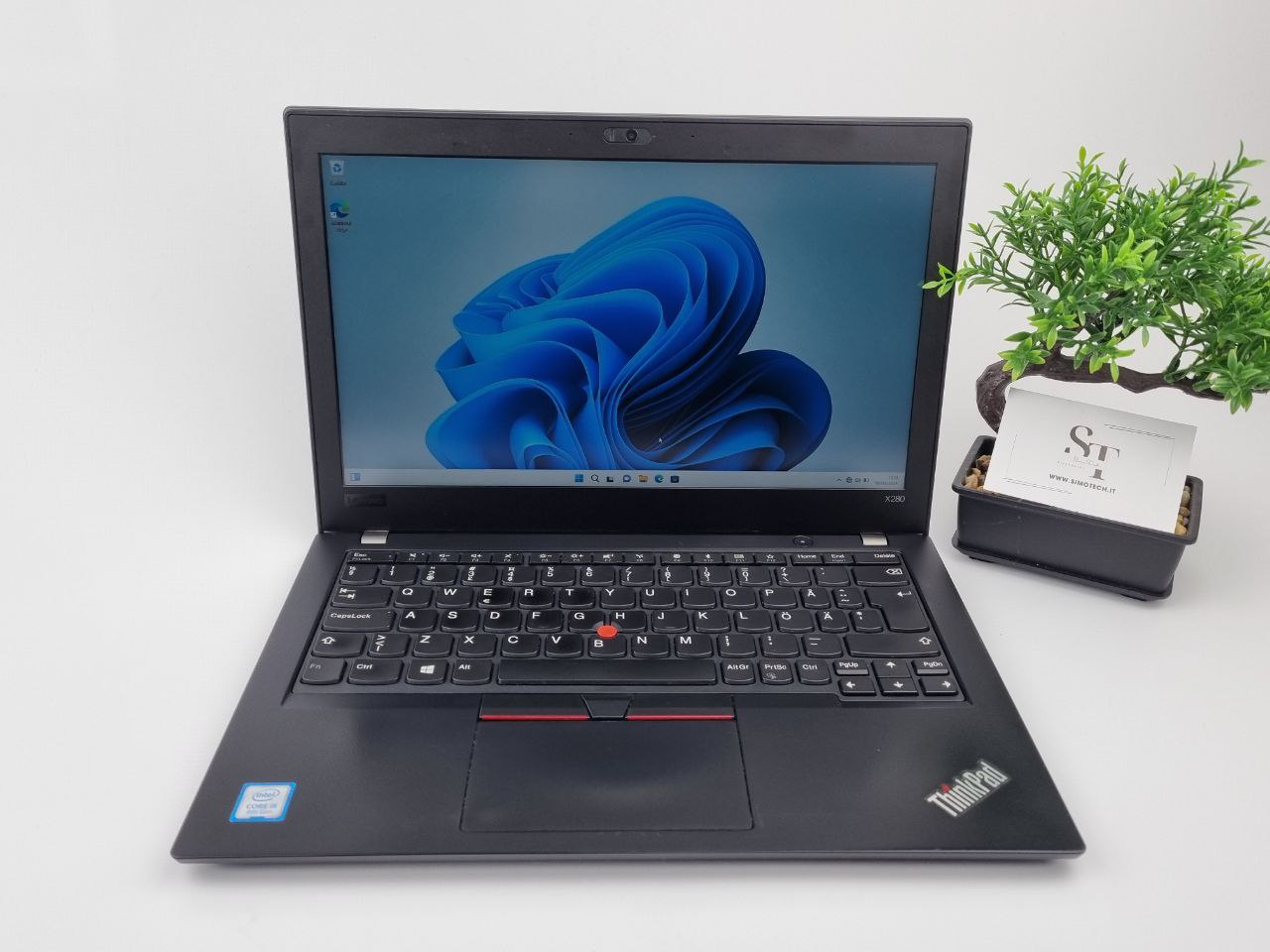 LENOVO THINKPAD X280 12.5"  8RAM 128SSD