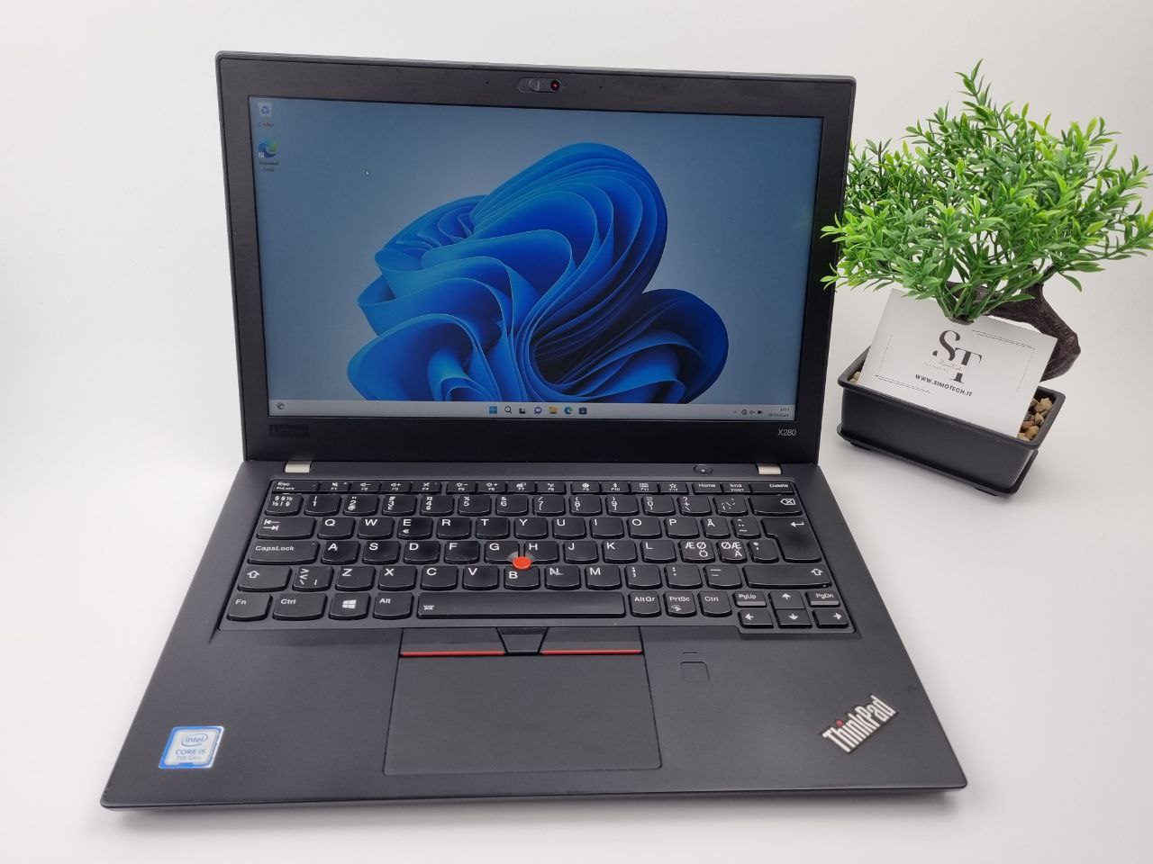 LENOVO THINKPAD X280 12.5" i5-7200U 8RAM 256SSD