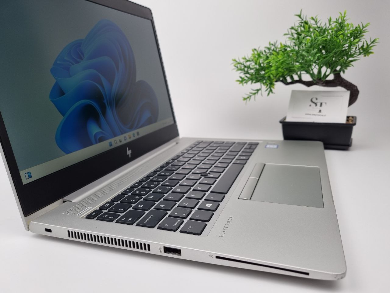 ✅HP ELITEBOOK 840 G6 14" i5-OTTAVA GEN 512GB SSD 16GB DI RAM ✅