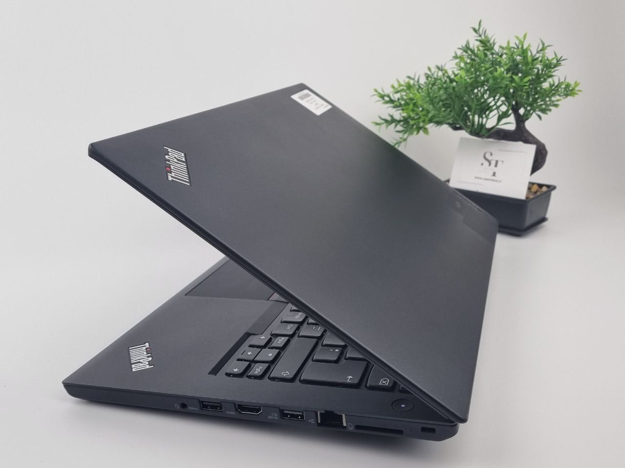 LENOVO THINKPAD T480 14" i7-8550U 16RAM 256SSD