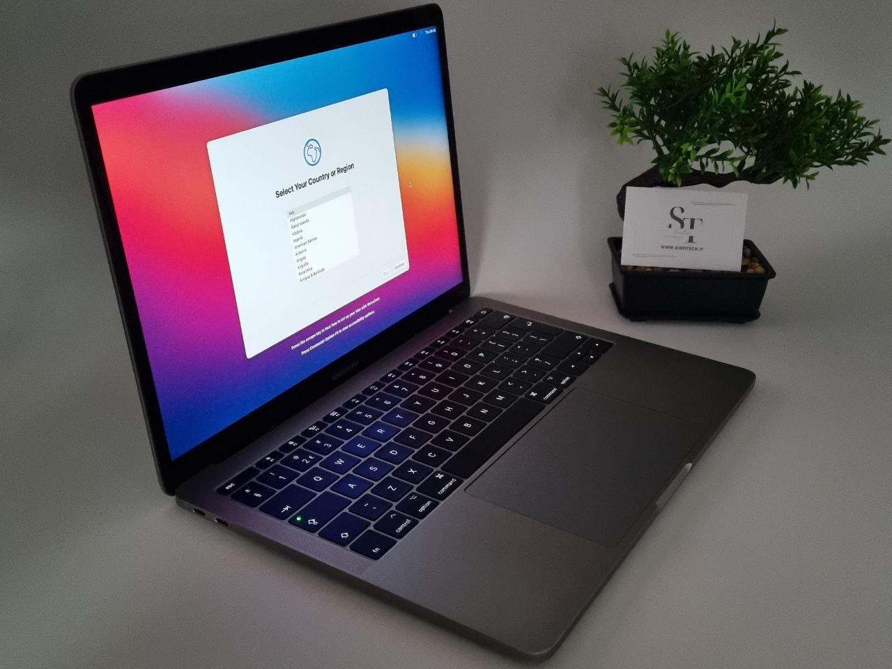 APPLE MACBOOK PRO (13"2017) 8GB 256SSD